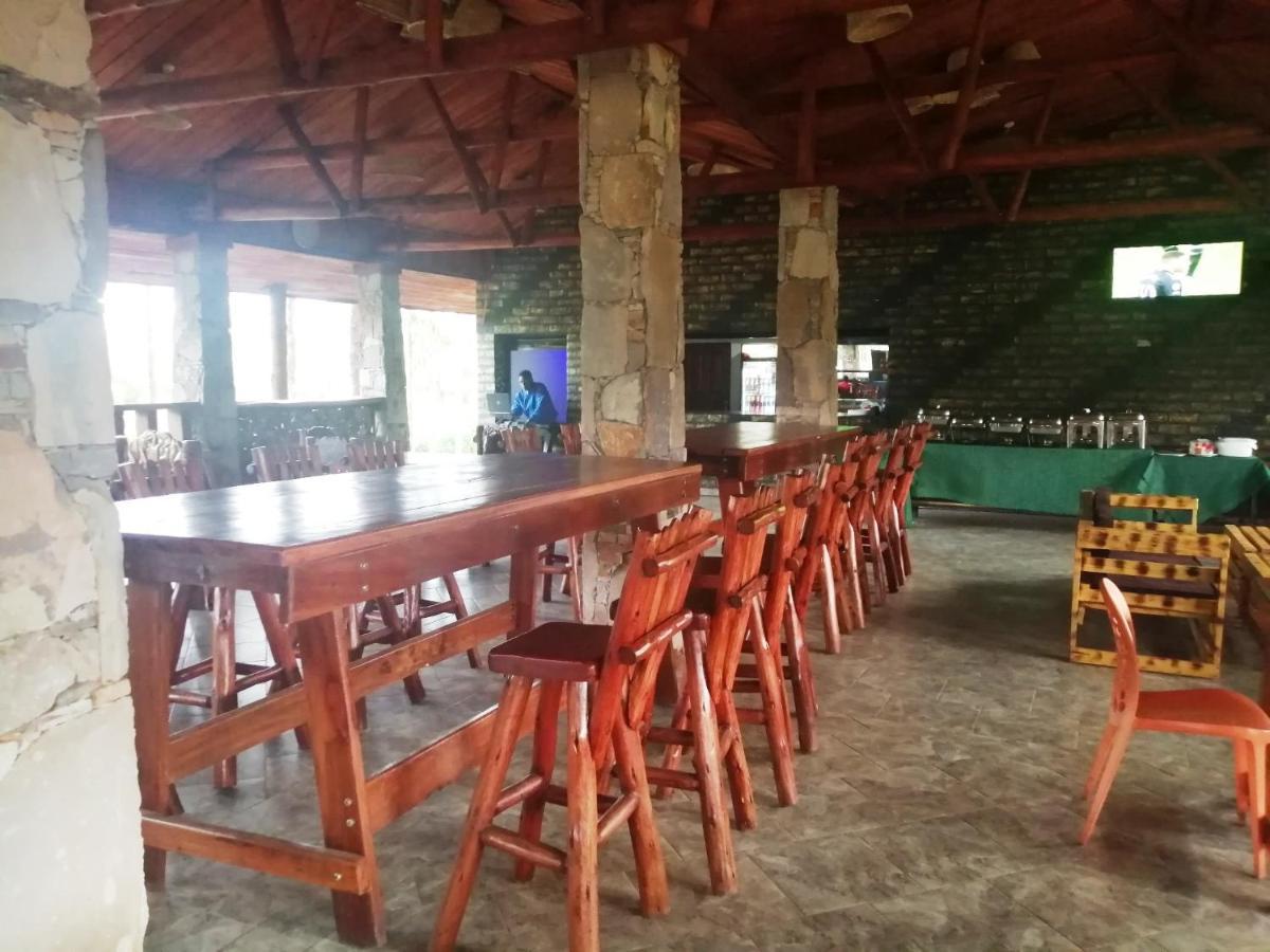 Murchison Backpackers Masindi Eksteriør billede