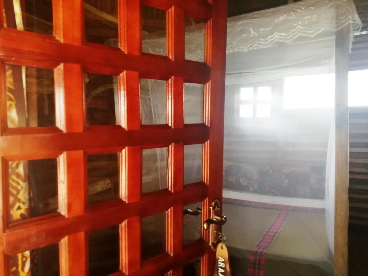 Murchison Backpackers Masindi Eksteriør billede