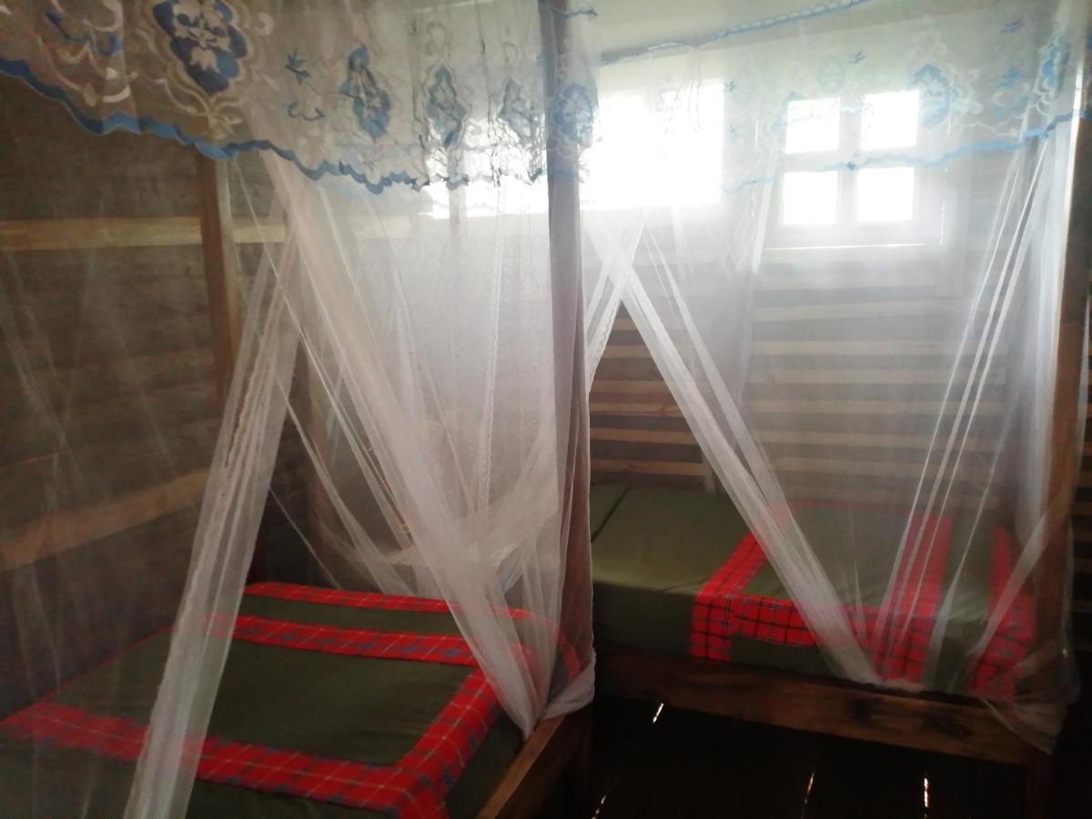 Murchison Backpackers Masindi Eksteriør billede